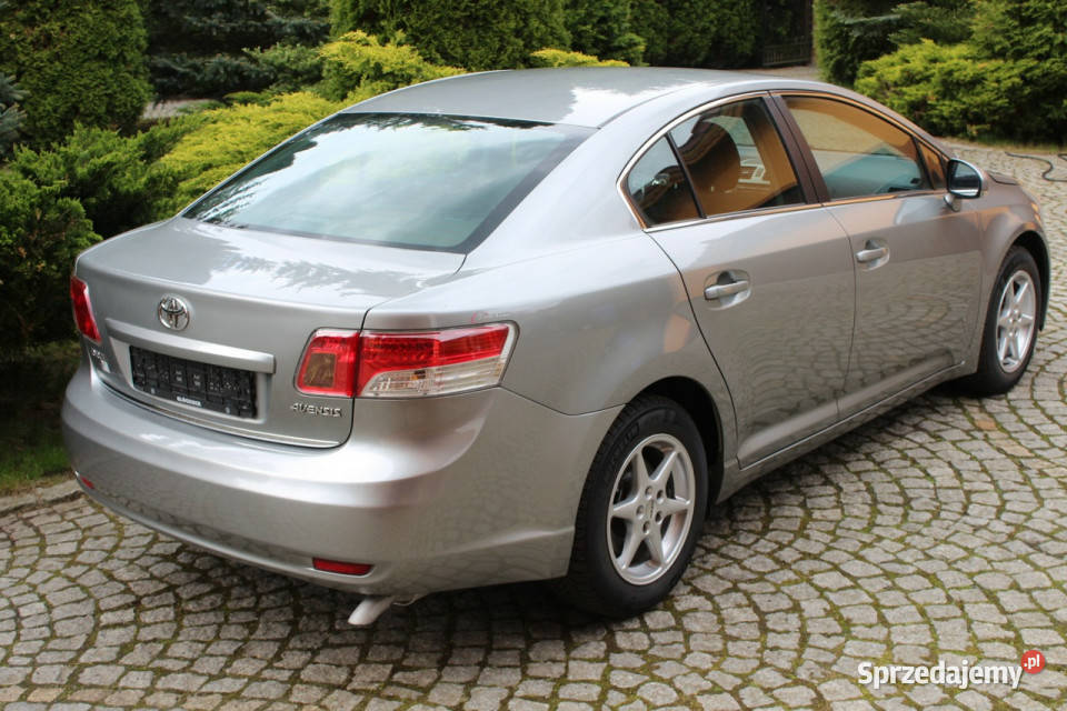 Toyota Avensis 147 Benzyna Przebieg 96 Sedan III Avensis sprzedam