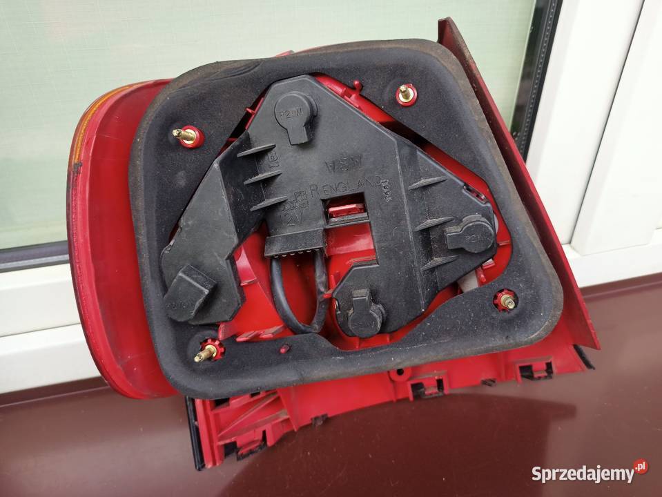 Audi A4 B5 sedan lampa tył tylna prawa wkład Sieradz sprzedam