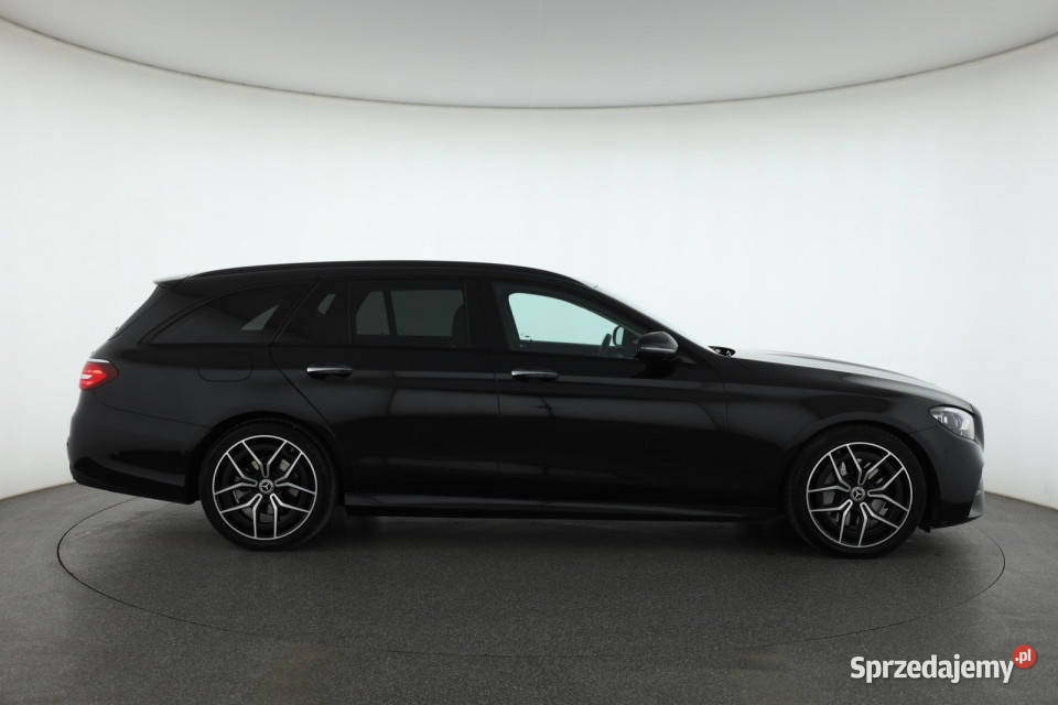 Mercedes E E 220 d 4MATIC podgrzewane fotele Klasa E Piaseczno