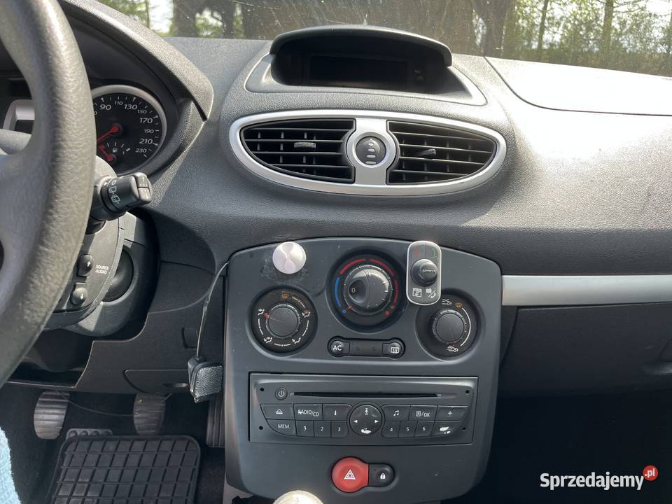 Renault Clio III 2011 15 diesel 5drzwiowy