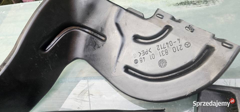 Tunel powietrzny lewy mercedes w210 2108310346 Rok produkcji 1999 Zbąszyń