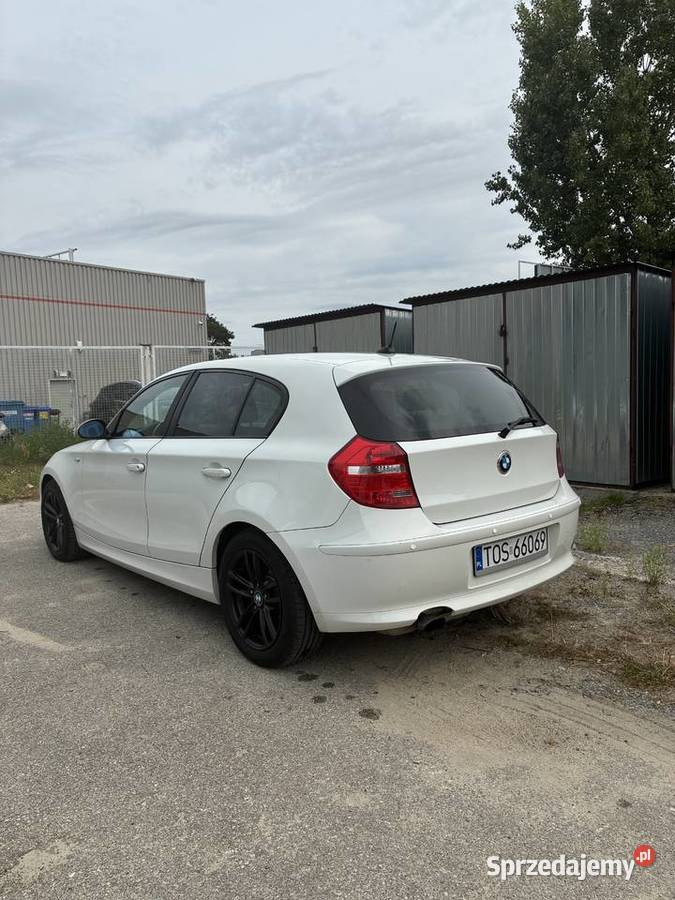 BMW seria1 e87 benzyna Ostrowiec Świętokrzyski sprzedam