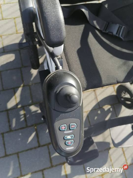 Wózek inwalidzki elektrycznyn Antarn AT52304