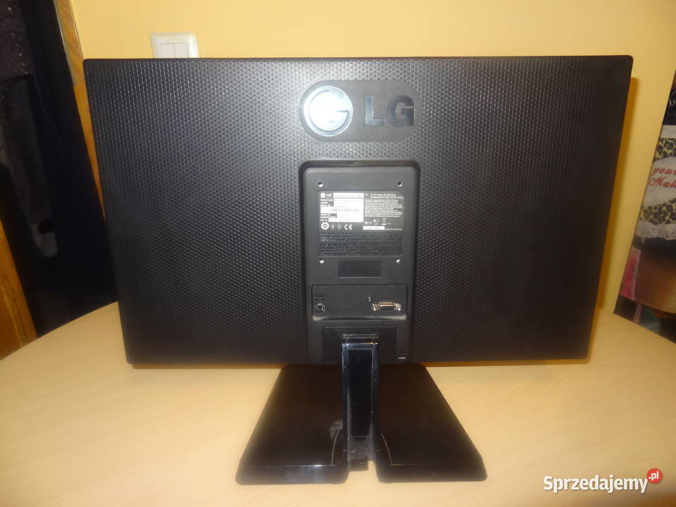 Monitor LED LG Flatron E2242C 215 1920 x 1080 px Poznań