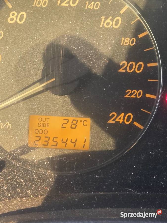 Toyota avensis t25 2005r Tymowa