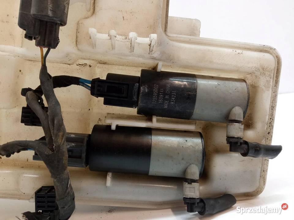 ZBIORNICZEK SPRYSKIWACZY 31662428 Volvo S90 II