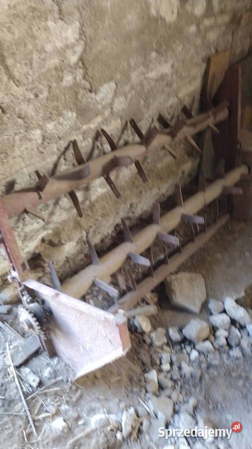 Sprzedam Rozrzutnik obornika przyczepe stan Lipsko