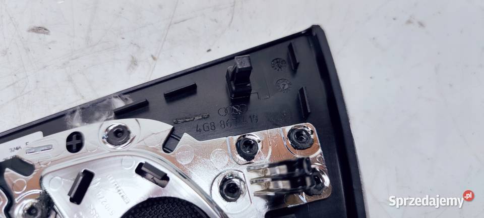 LISTWA DEKOR DRZWI AUDI A7 LEWY TYŁ 4G8867419 Pozostałe Przystajń sprzedam