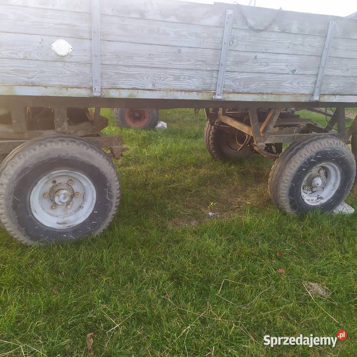 Przyczepa rolnicza wywrotka Przyczepy rolnicze Pniówek