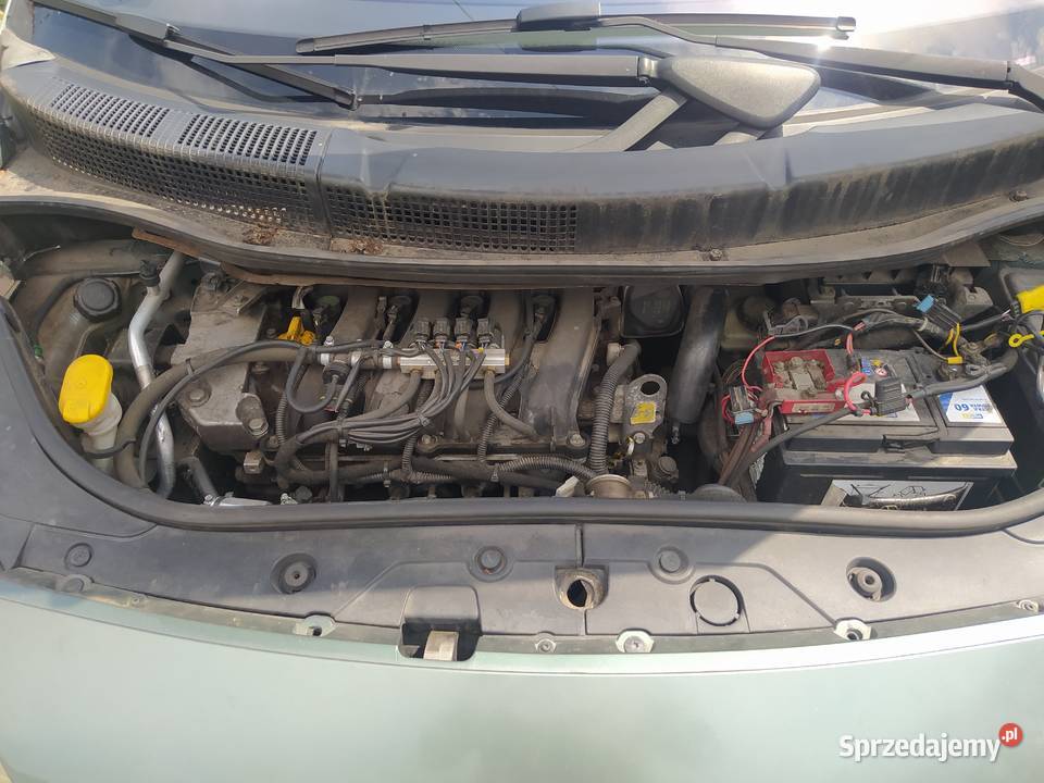 Renault Scenic 2 2003 2.0 benzyna gaz uszkodzony na części