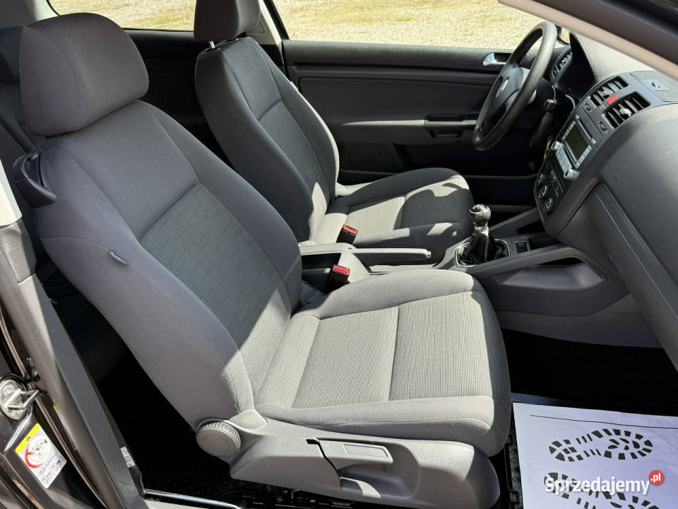 Volkswagen Golf 14 benzMPIeditionklimatroniknowy nieuszkodzony pomorskie Dąbrowa