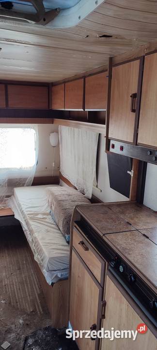 Przyczepa kempingowa na działkę do remontu Rok produkcji 1987