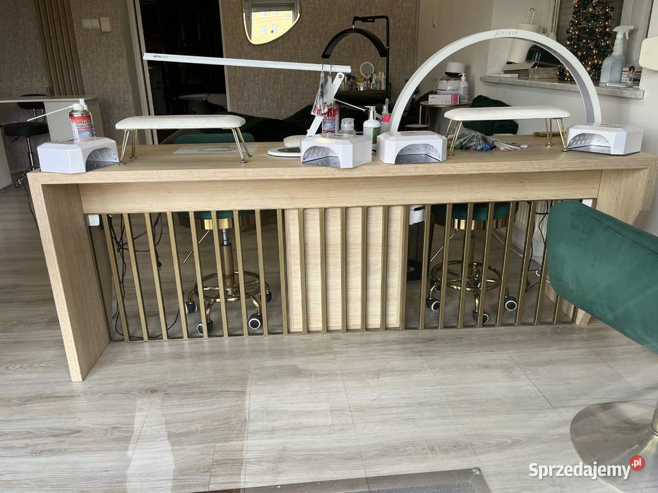 Podwójne stanowisko do manicure z pochłaniaczami Kraków
