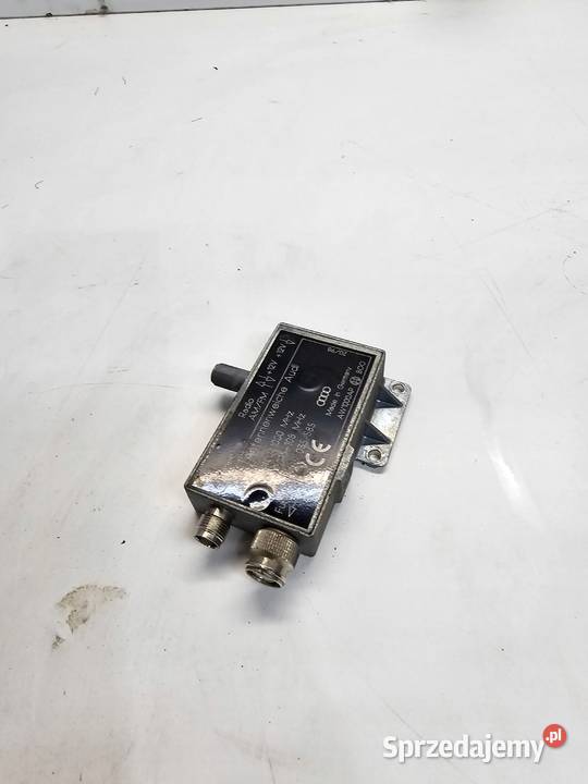 WZMACNIACZ ANTENOWY AUDI A6 C5 A4 B5 4B5035585 osobowe