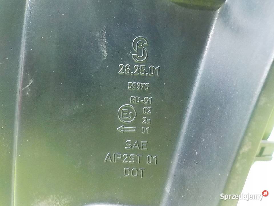 VW TOUAREG I LIFT 08r 5D lampa lewa tyl osobowe Lampy tylne