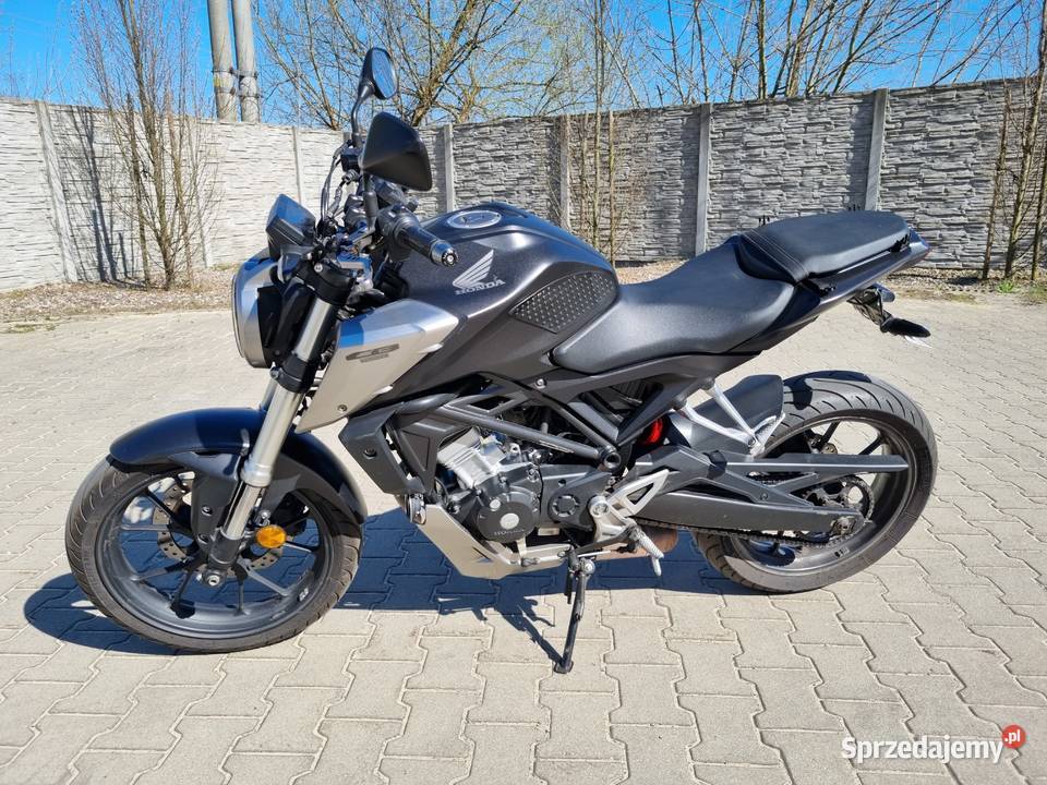 Honda CB125R 2018r ABS LED kat B Rok produkcji 2018 Stare Babice