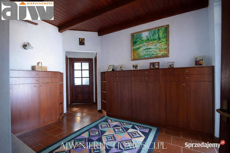 sprzedaży domu wolnostojącego 220m2 Izabelin B