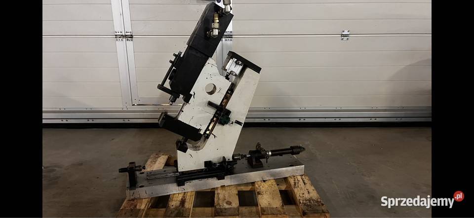 Klinczarka hydrauliczna nitownica Gaworzyce