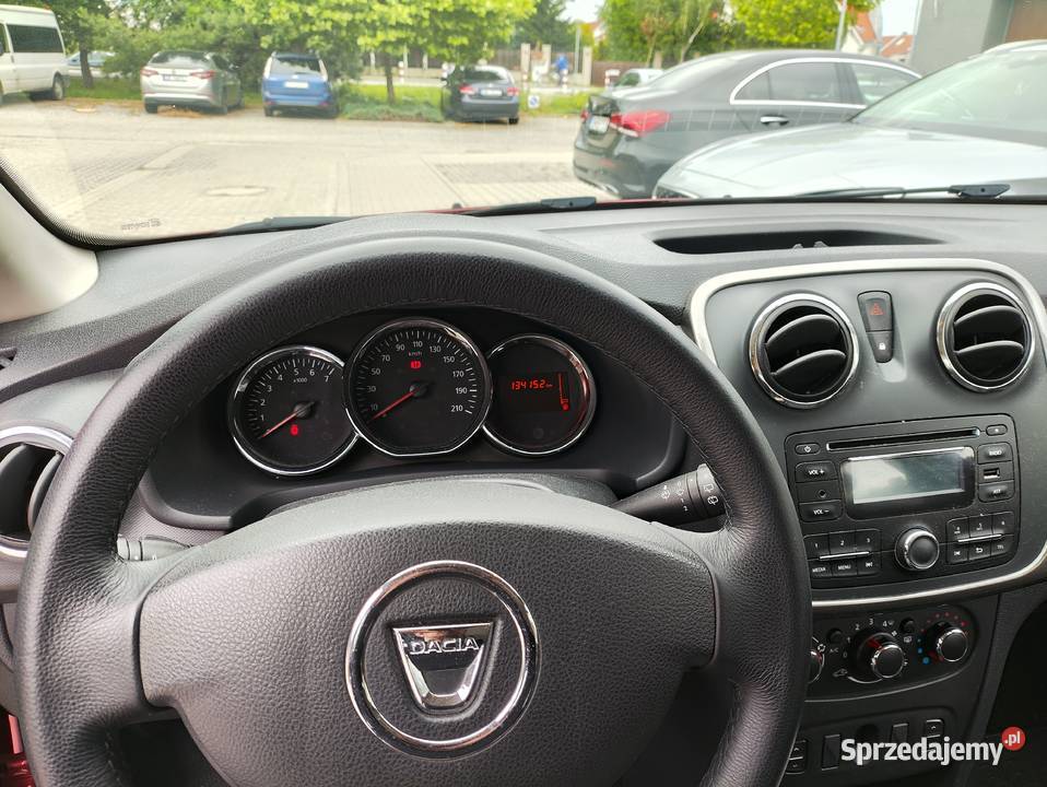 Dacia Sandero 12 Benzyna 75 Salon Polska