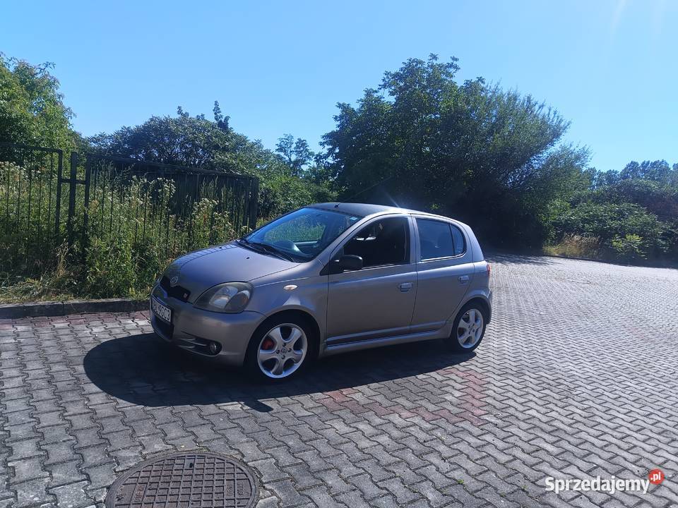 Toyota Yaris TS klimatyzacja Rok produkcji 2002