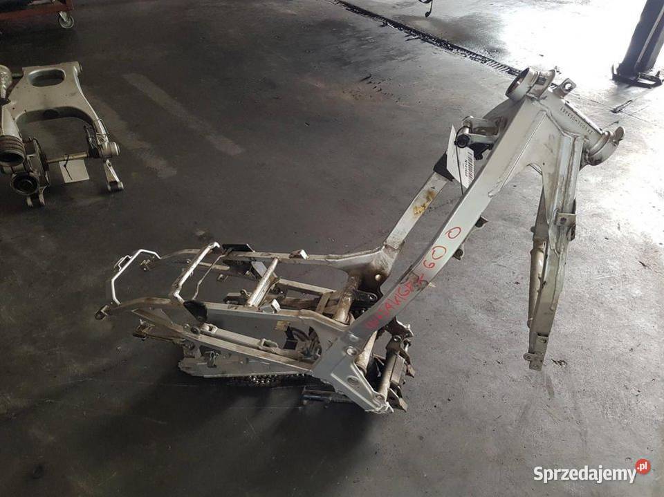 RAMA GPZ 600R osobowe Lipno