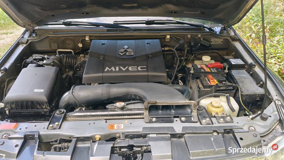 Mitsubishi Pajero IV 38 V6 250 bezwypadkowy Rok produkcji 2017 wielkopolskie Poznań
