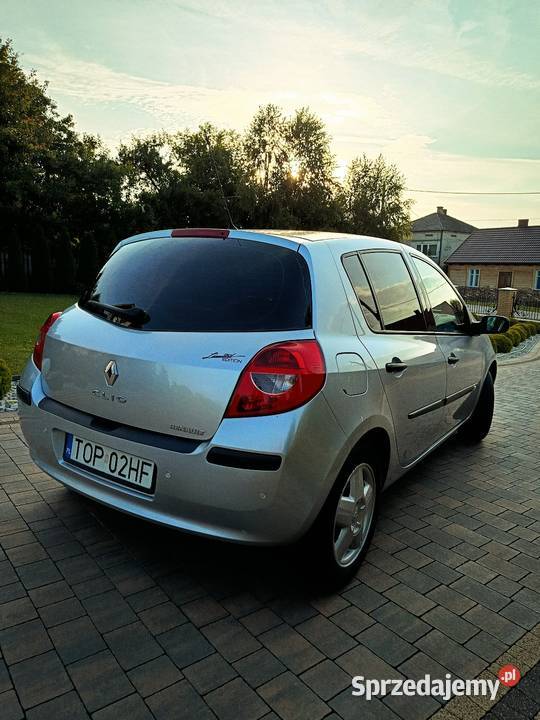 Renault Clio12Niski PrzebiegCzujniki świętokrzyskie Osiek