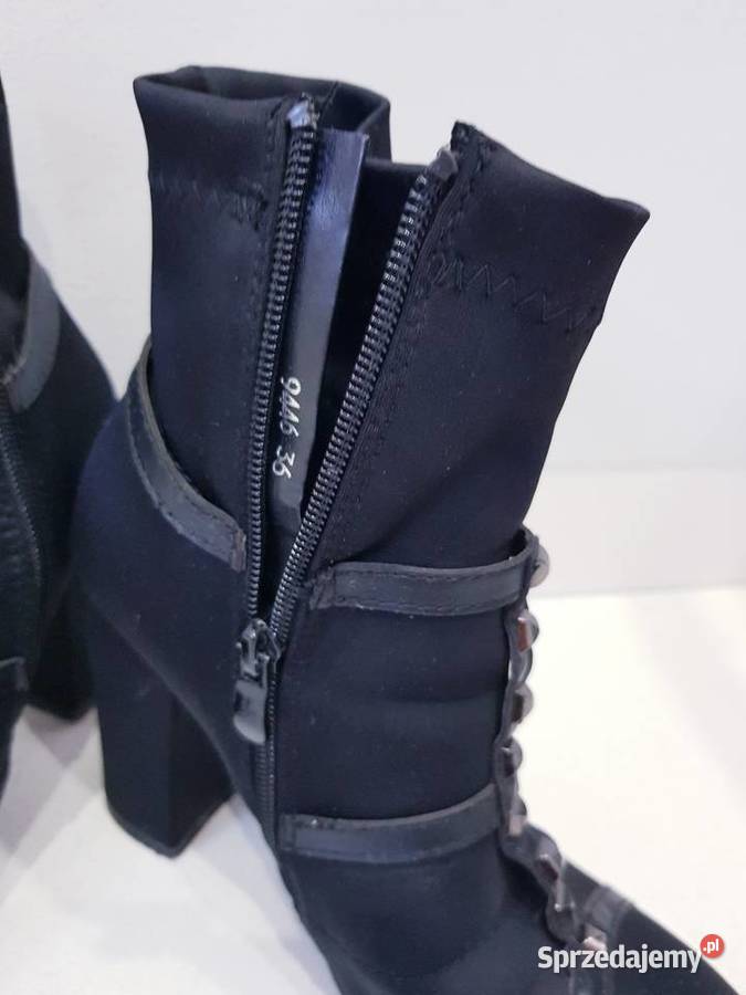 Damskie jesienne botki na słupku z ćwiekami śląskie