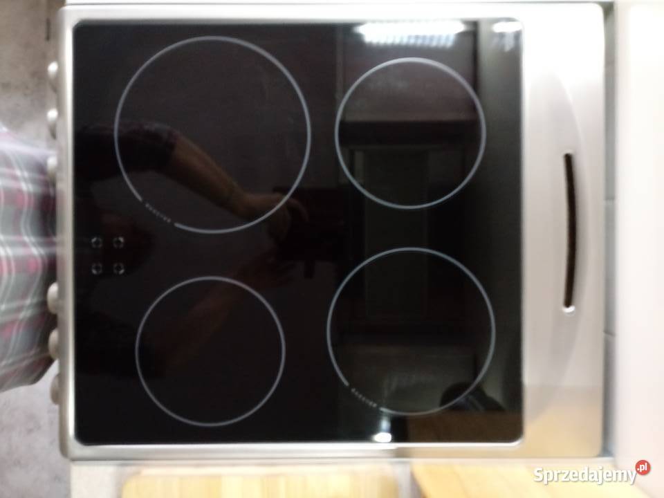 Kuchenka elektryczna z płytą ceramiczną Szczecin