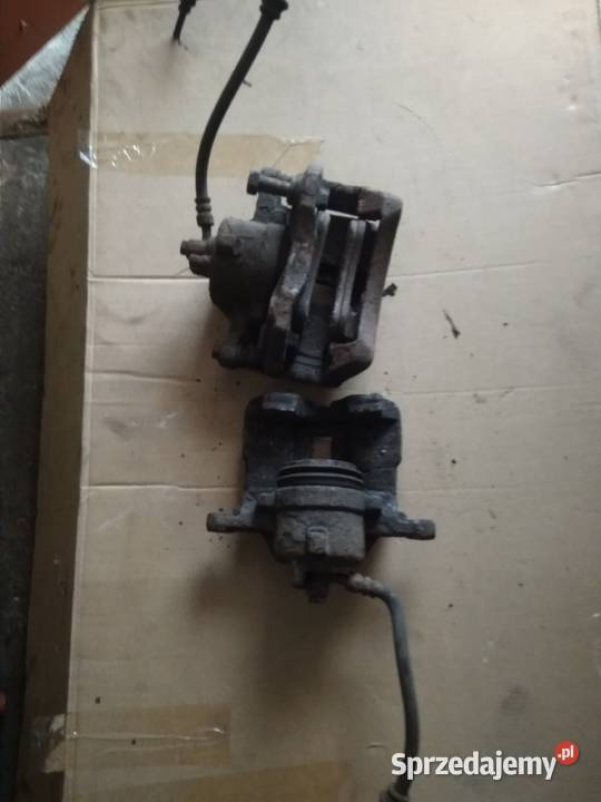 Nissan Almera N16 zacisk jarzmo przód śląskie Skoczów sprzedam