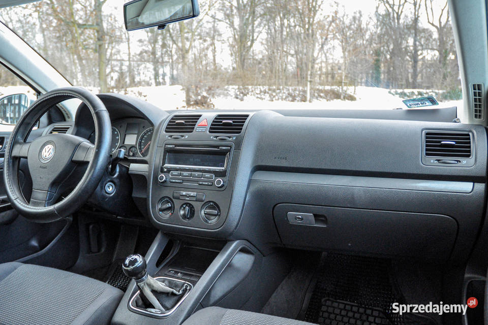 Volkswagen Jetta 16MPI Salon Rok produkcji 2005 Jetta Wrocław