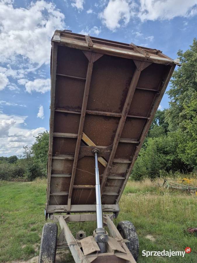 Wywrotka jednoosiowa nieuszkodzony Stryjno-Kolonia sprzedam