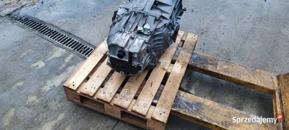 SKRZYNIA BIEGÓW MULTITRONIC AUDI A4 B7 A6 C6 32 Przystajń