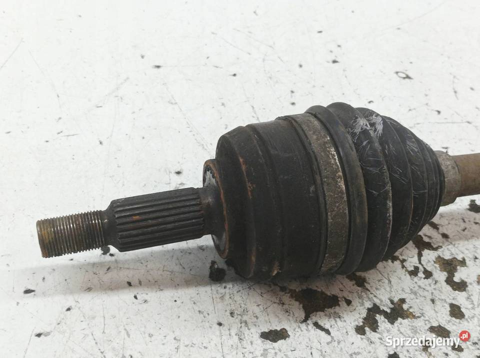 PÓŁOŚ LEWY PRZÓD 15 DCI 391016204R Renault