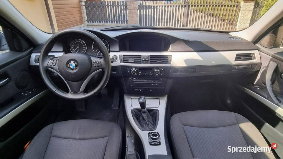 BMW 318 Navi Grzane Fotele Lift 6 Biegów czarny
