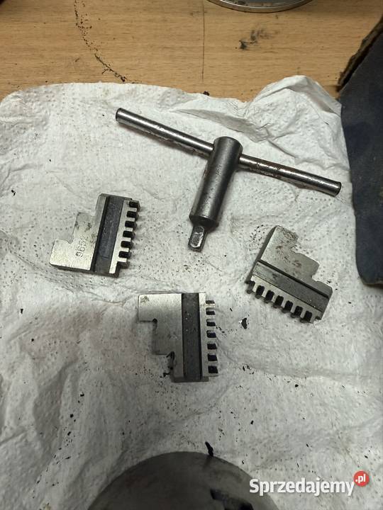 Uchwyt tokarski samocentrujacy spiralny tokarka Kielce