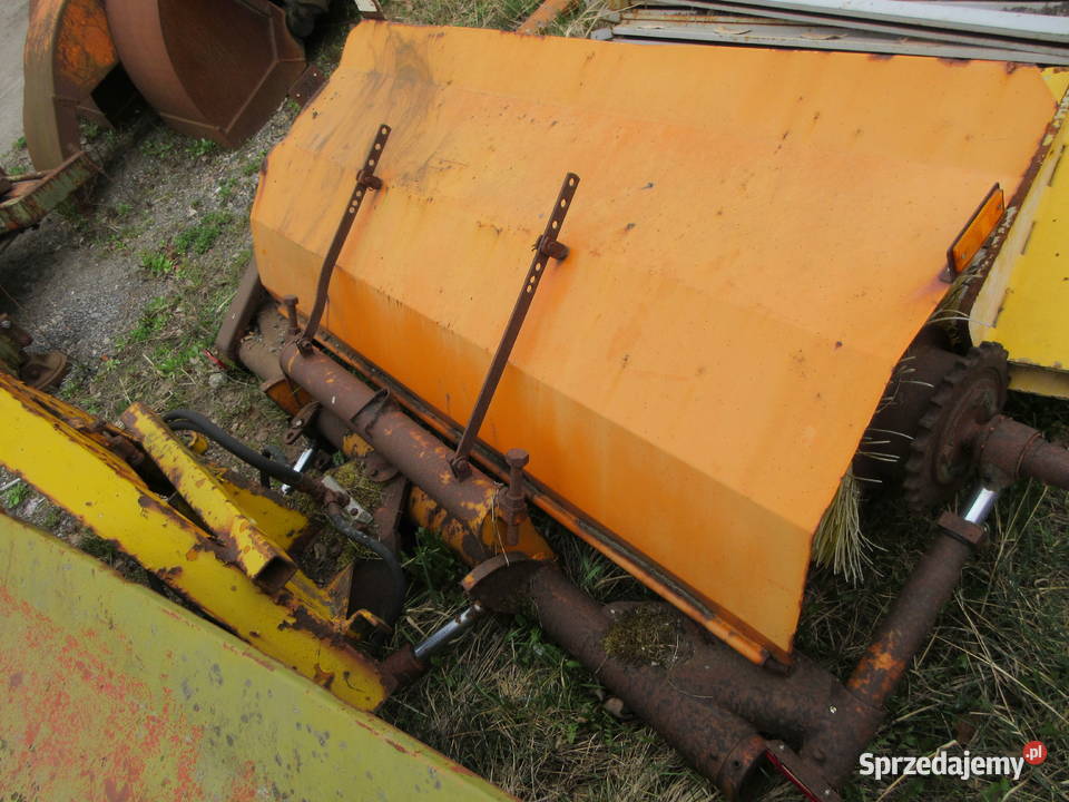 ZAMIATARKA CZOŁOWA NA WAŁEK Wąchock