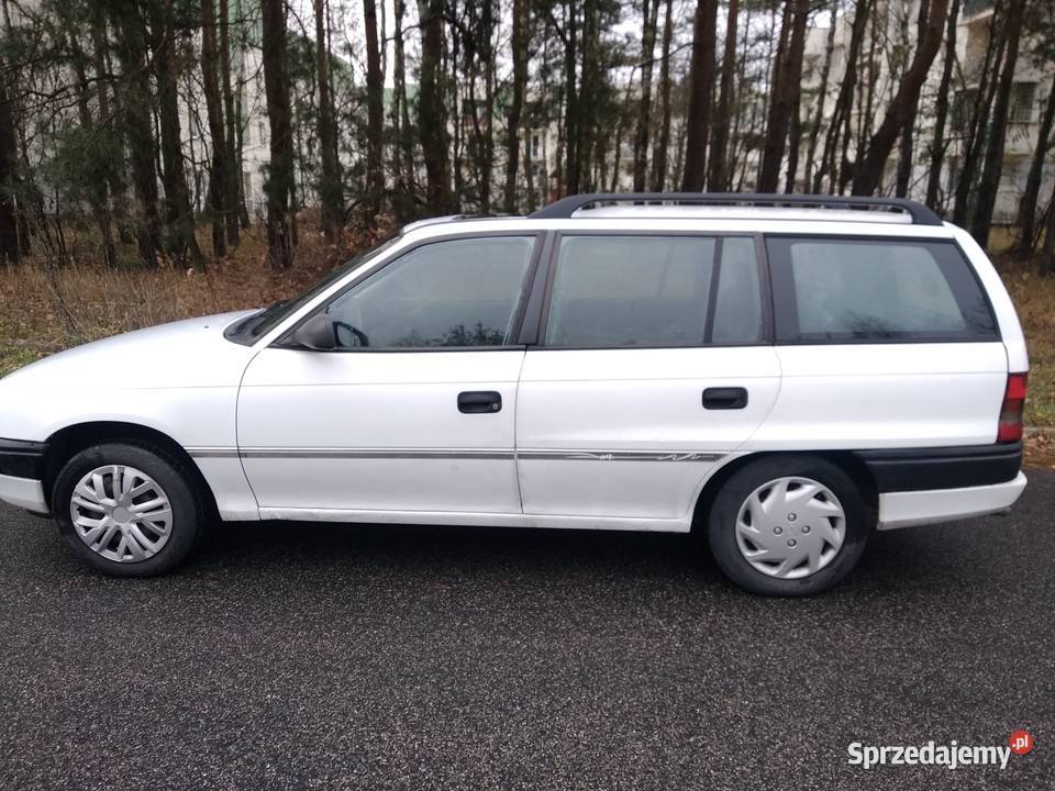 Opel Astra F 14 8v Gaz Lpg Wspomaganie Kombi łódzkie Łódź