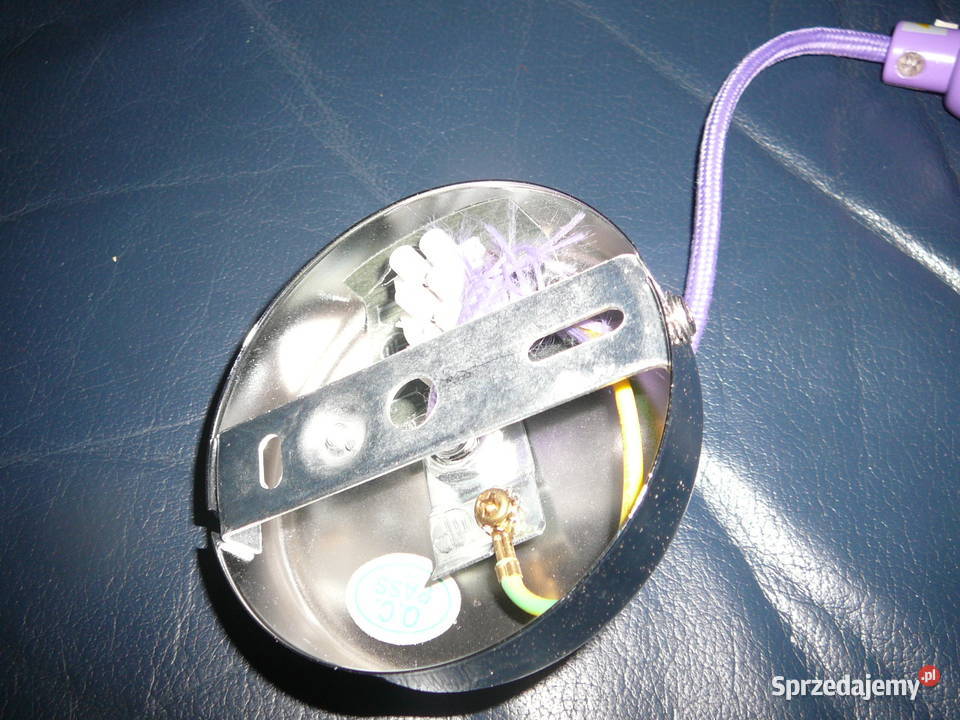 Lampa sufitowa z ozdobną żarówką sprzedam