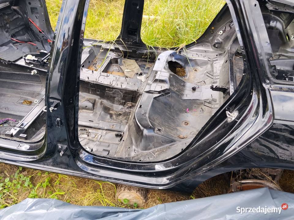 Lewy tył błotnik do Audi a4 b9 przed lift AVANT Zbąszyń
