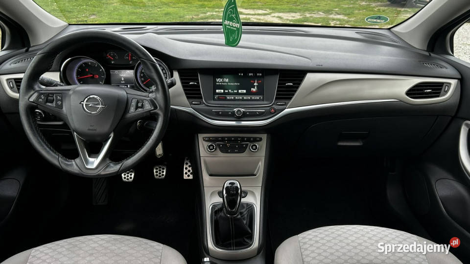 Opel Astra Super stan K 20152021 klimatyzacja Nowe Iganie
