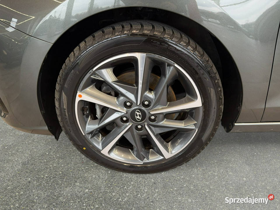 Hyundai i30 VAT 23 Fastback Smart 15TGDI 48V 160 immobilizer