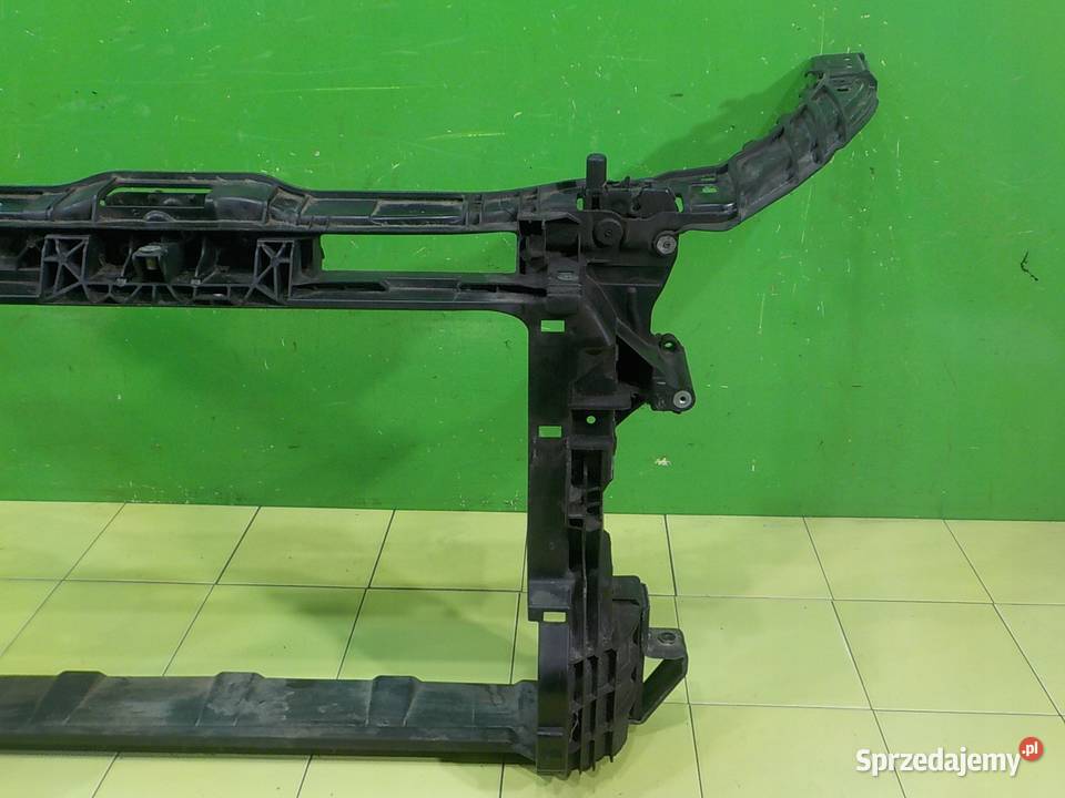 AUDI A1 8X 12 TFSI 11r 3D pas przedni Suków