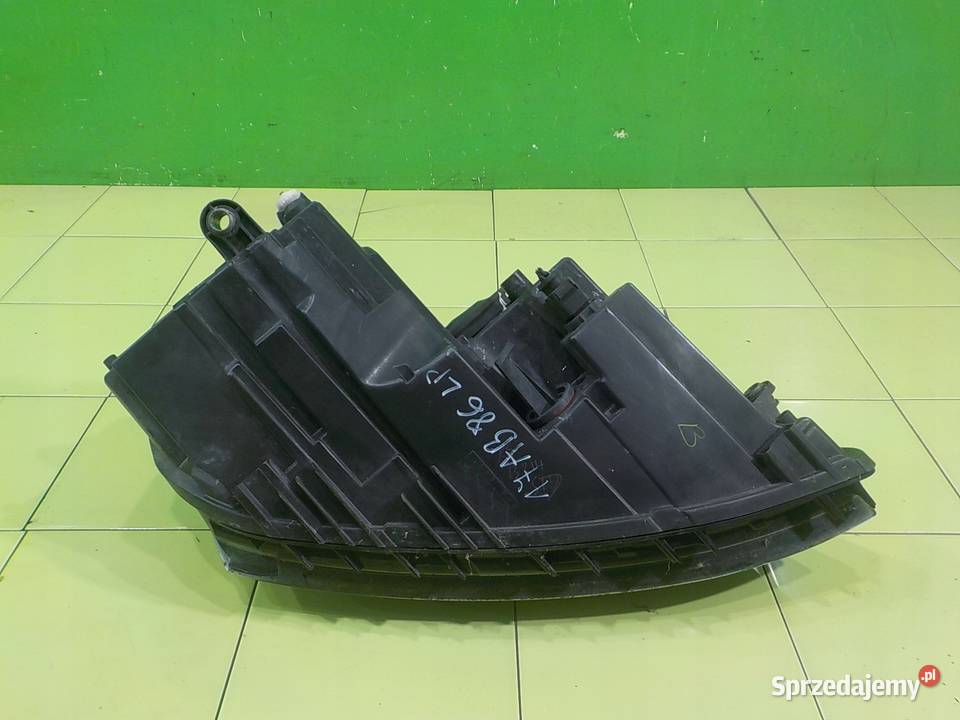 VW JETTA VI 14 TSI 12r SEDAN 4D lampa lewa przod osobowe Suków sprzedam