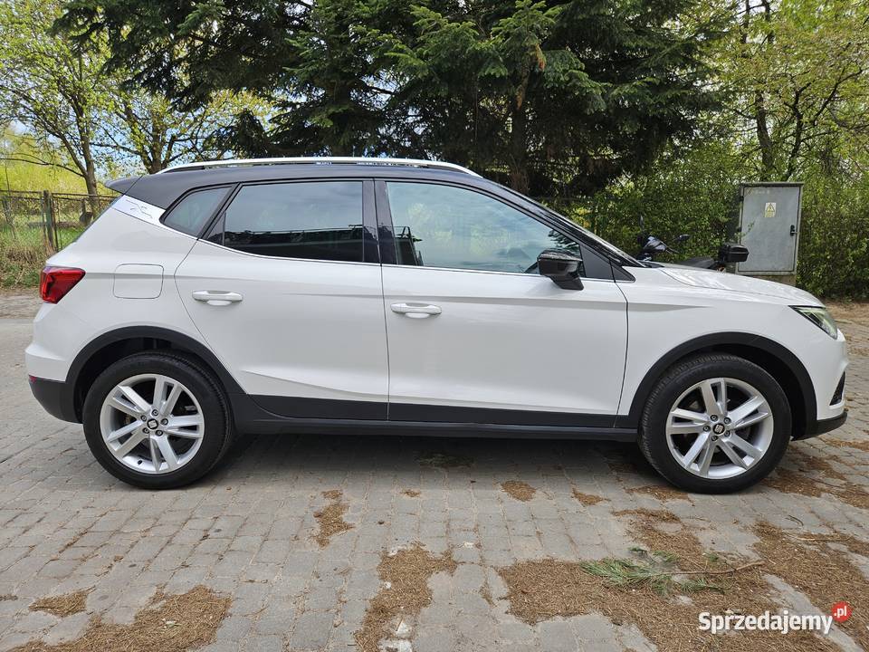 Seat Arona 2020 Automat 10 TSI 115 bogata wersja Rzeszów sprzedam