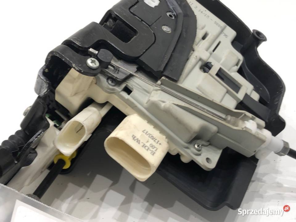 ZAMEK DRZWI LEWY PRZÓD AUDI Q7 4M SUV 4M1837015F