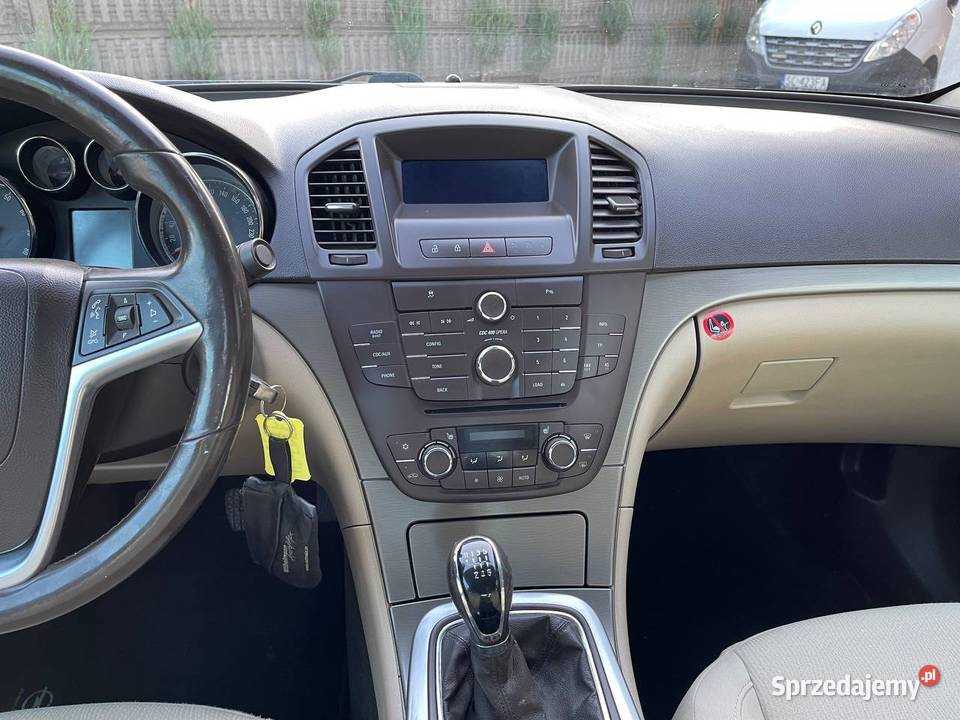 Opel Insignia 18 benzyna nowe Opony Zimowe manualna Częstochowa