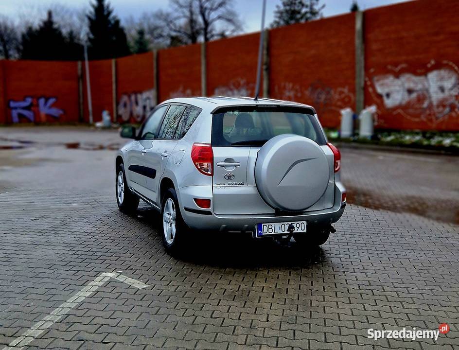 Toyota rav4 III 20 benzyna 2xalu klima srebrny Bolesławiec