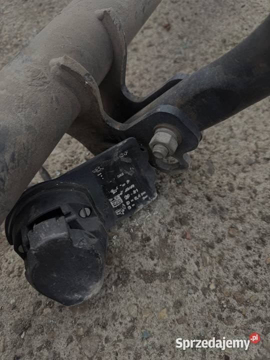 Hak holowniczy peugeot 206 3D wielkopolskie