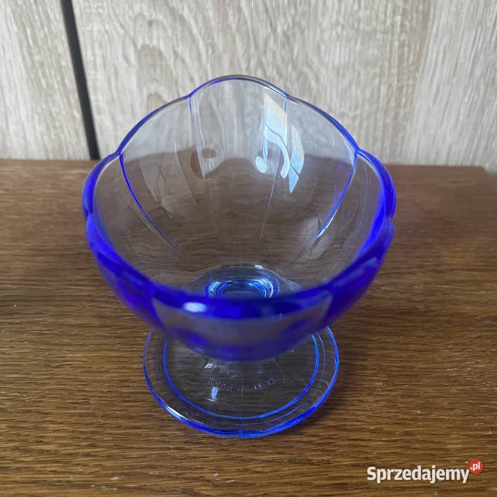 Pucharki dwie sztuki prodkucji made in italy